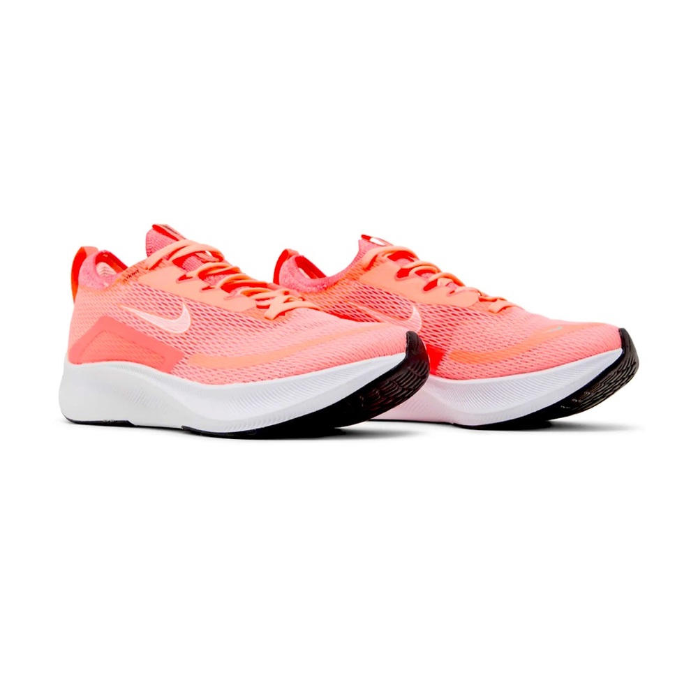 Nike Zoomfly 4 Flyknit - size 6.5